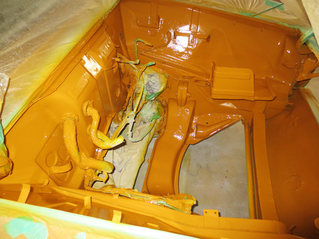 エンジンルーム内塗装