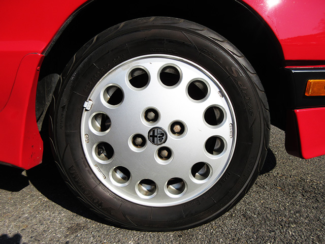 アルファロメオ スパイダー クワドリフォリオ