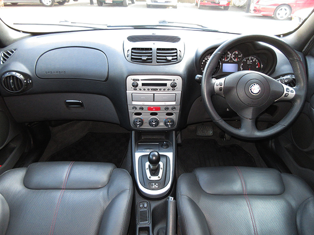 後期型アルファ147TI 2.0TSセレスピード(5D)GTAルック