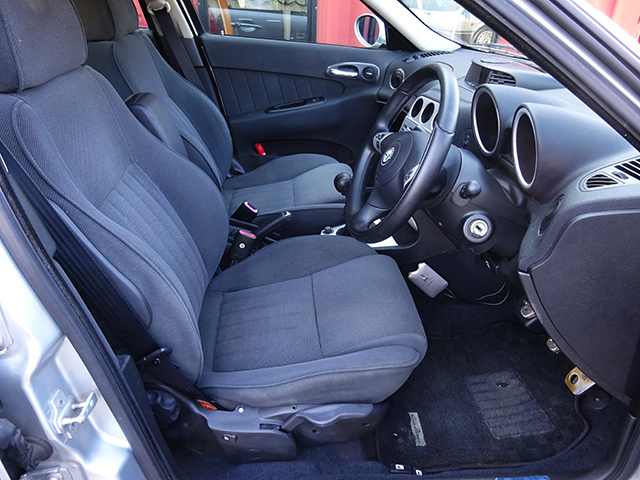 アルファ156フェーズ2　2.5 V6 6速マニュアル