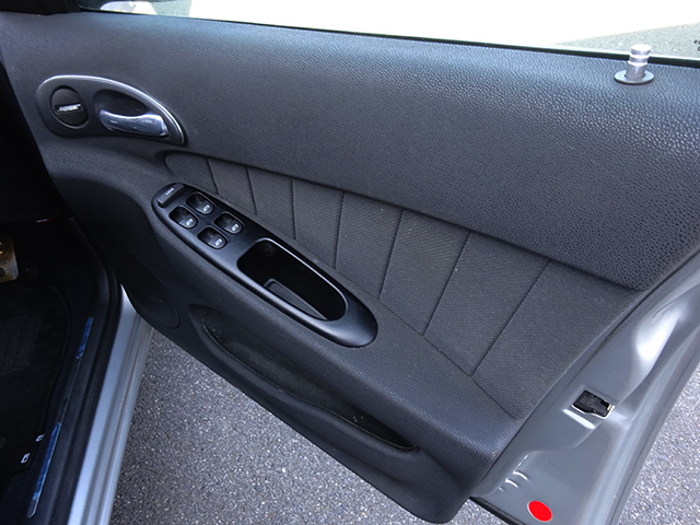 アルファ156フェーズ2　2.5 V6 6速マニュアル