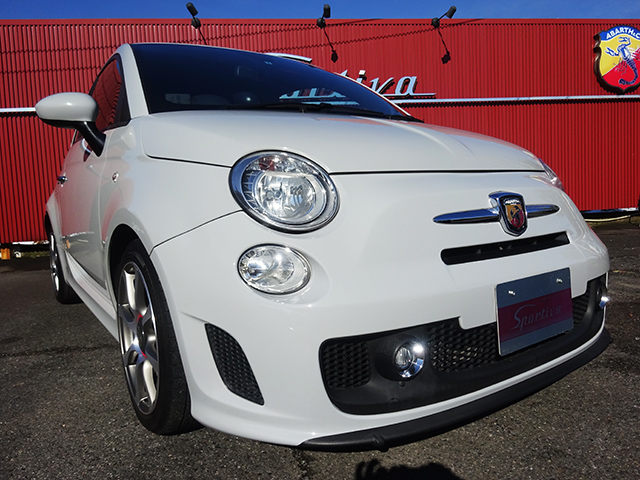 アバルト500 5速MTベースグレード