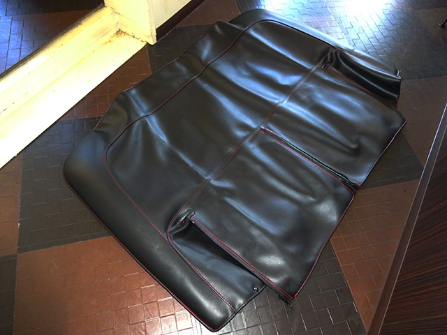 アルファロメオ スパイダー 2.0 クワドリフォリオ