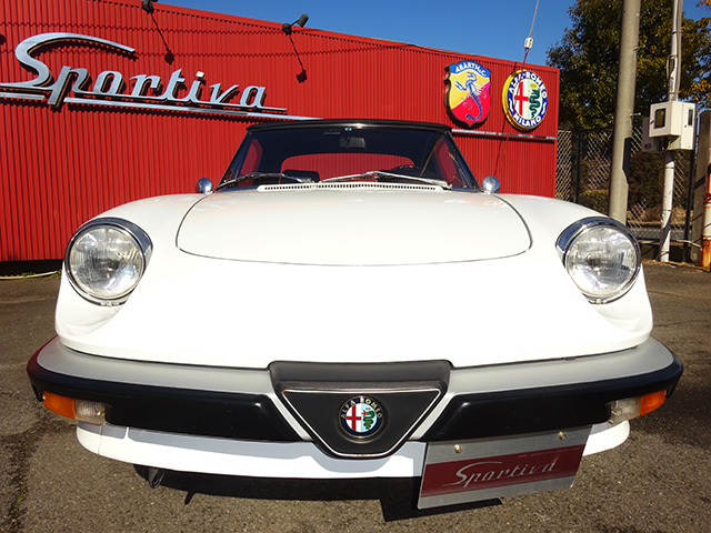 アルファロメオ スパイダー2.0(キャブ後期型/シリーズ3)