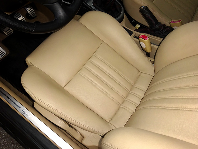 後期型 アルファ 147 2.0 TS 5ドア(5MT/左ハンドル)