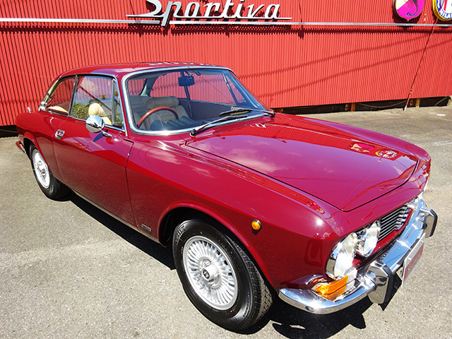 アルファロメオ2000GTV(正規物/右ハンドル)