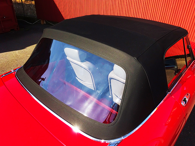 アルファロメオ スパイダークワドリフォリオ