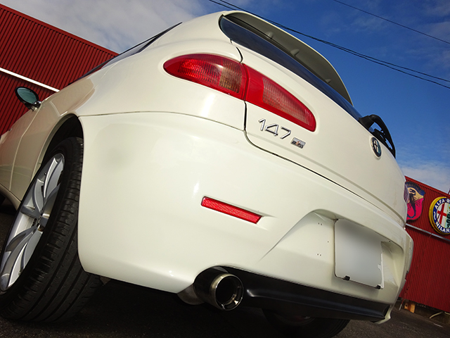 アルファ147TI 2.0ツインスパーク(5速MT/左ハンドル)