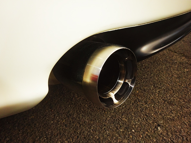 アルファ147TI 2.0ツインスパーク(5速MT/左ハンドル)