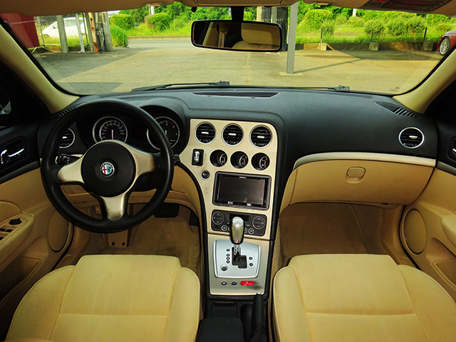 アルファ159 1.9 JTDm 16V Q-Tronic