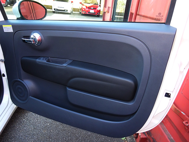 国内100台限定車 フィアット500 ツインエア ペッレ