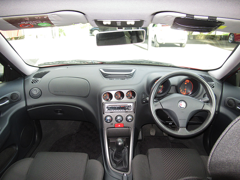 前期型アルファ 156 2.0 TS 16V (右ハンドル/5速MT)