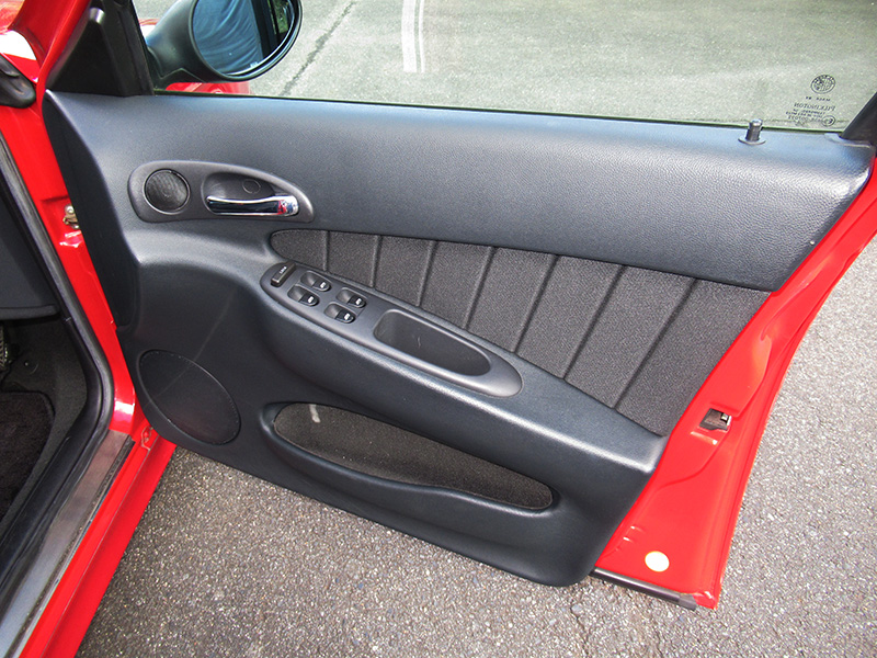 前期型アルファ 156 2.0 TS 16V (右ハンドル/5速MT)