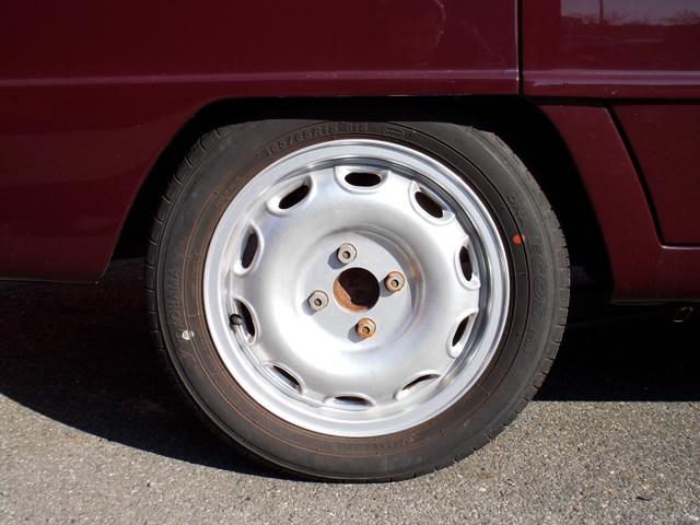 アルファロメオ ジュリアスーパー 1.6ビッシオーネ