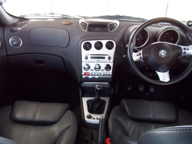 アルファロメオ156TI 2.5V6 (6MT)