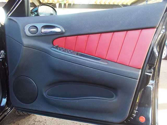 アルファ156スポーツワゴン リネアロッサ2.0JTS セレスピード