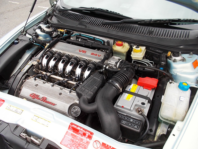 アルファ156 2.5 V6 6速マニュアル