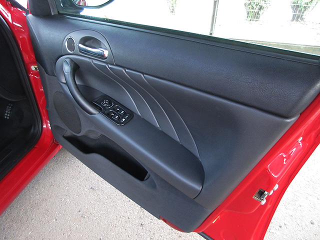 後期型アルファ147TI 2.0 TS セレスピード