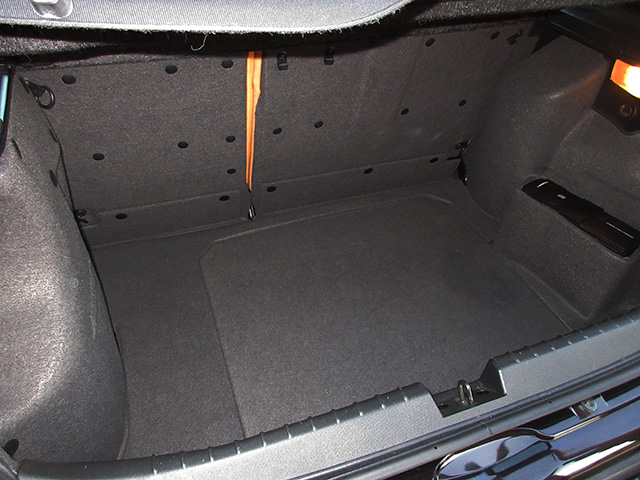 前期型アルファ147 2.0 TS セレスピード