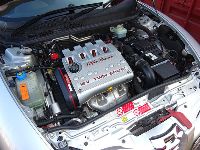 後期型アルファ147TI 2.0TSセレスピード(5D)GTAルック