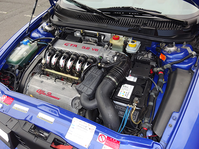 アルファ156GTA(6MT)