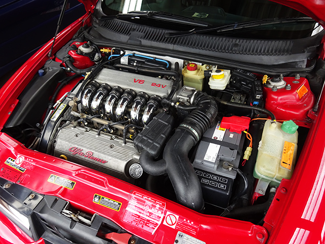 前期型アルファ156 2.5 V6 (6MT)