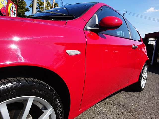 後期型アルファ147TI 2.0 TS (3ドア/5速MT)