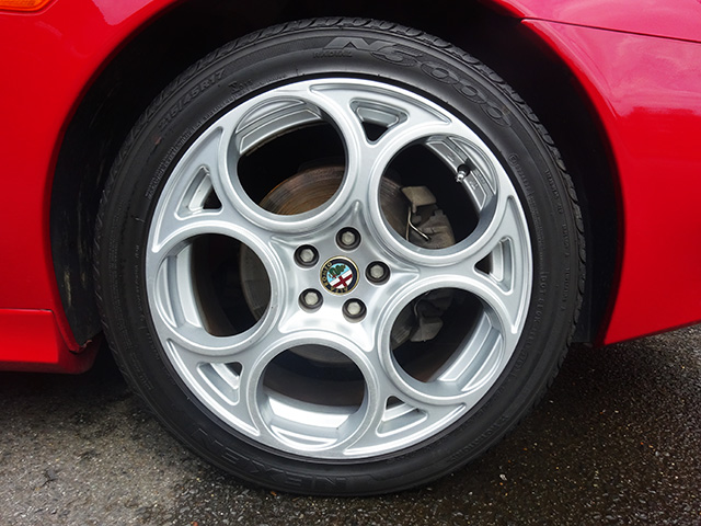 前期型最終アルファ156 2.5 V6 6速マニュアル