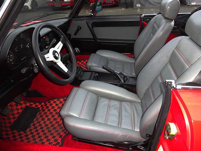 アルファロメオ スパイダー 2.0 クワドリフォリオ