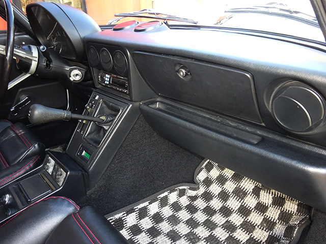 アルファロメオ スパイダー2.0(キャブ後期型/シリーズ3)