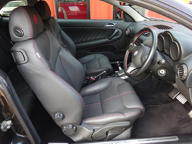 アルファGT 2.0 JTS セレスピード エクスクルーシブ