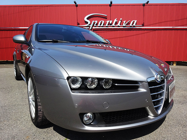 アルファ159 2.2 JTS (左ハンドル/6速マニュアル)