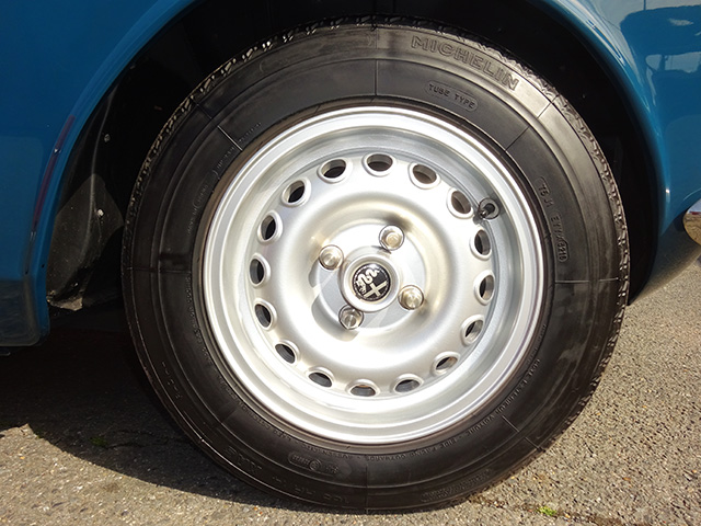 内外装機関係レストア済み前期型GT1300ジュニア