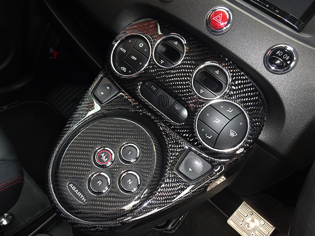 アバルト595コンペティツィォーネ