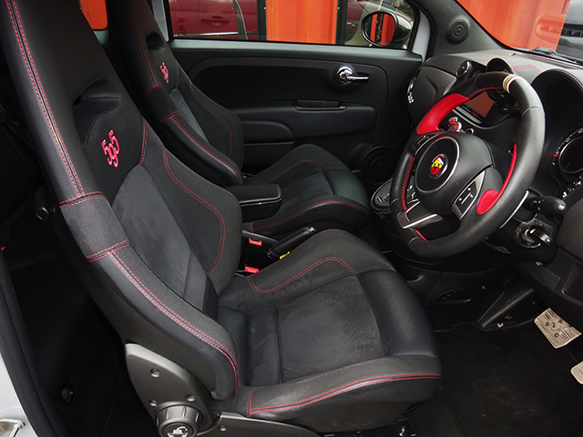 アバルト595コンペティツィォーネ