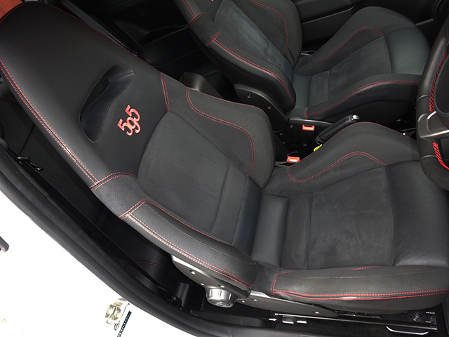 アバルト595コンペティツィォーネ