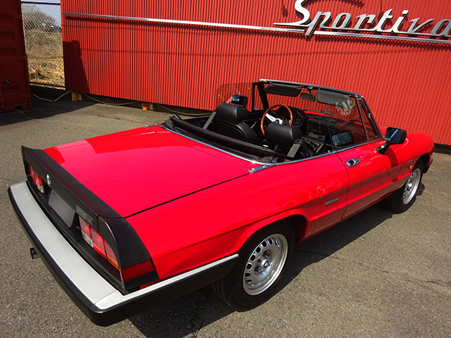 アルファ スパイダー 1.6 キャブモデル(シリーズ3/本国カタログモデル)