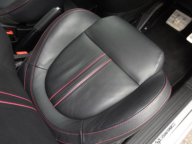 アバルト595 トゥーリズモ ワンオーナー