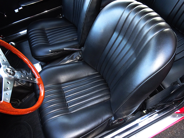 内外装機関系フルレストア済み後期型GT1300ジュニア