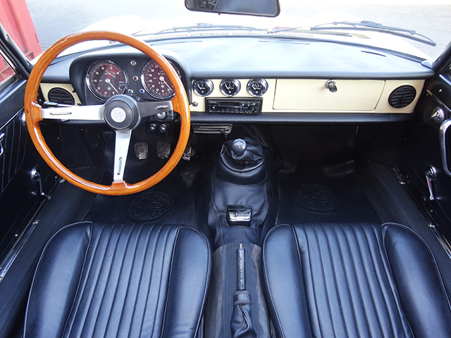 アルファロメオ スパイダー 1300 ジュニア