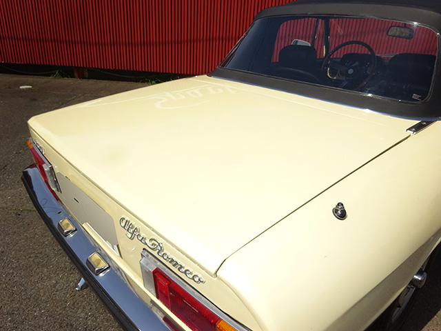 アルファロメオ スパイダー 1300 ジュニア