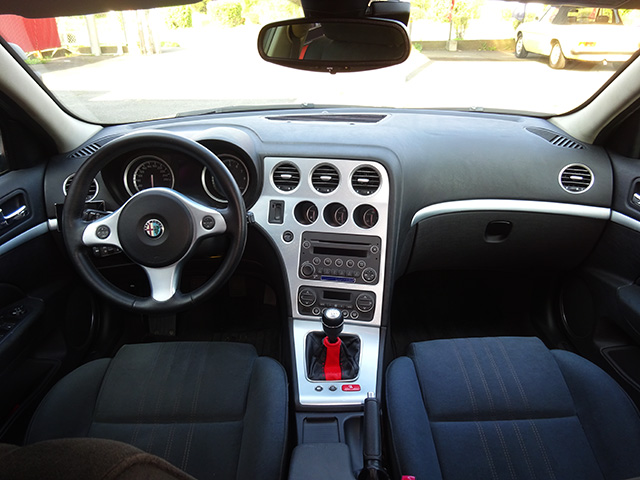 アルファ159 2.2 JTS (LHD/6MT)