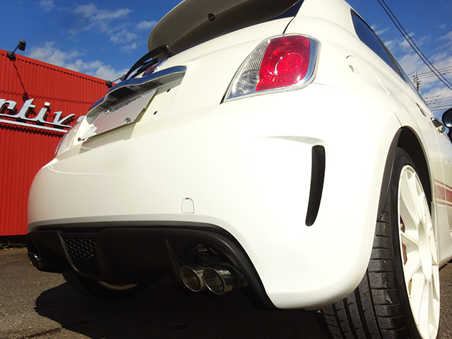 ワンオーナー アバルト500 esseesse(左ハンドル/5速MT)