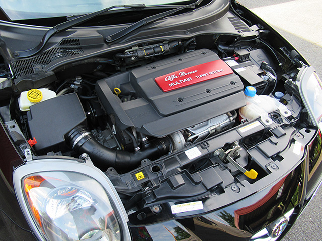 アルファ MITO クワドリフォリオヴェルデ(右ハンドル/6MT)