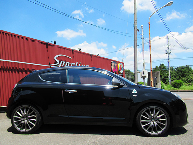 アルファ MITO クワドリフォリオヴェルデ(右ハンドル/6MT)