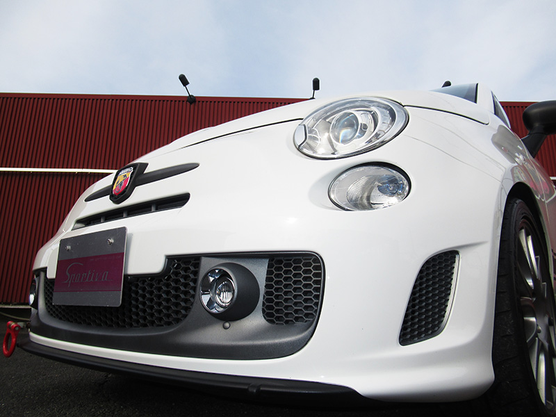 アバルト595コンペティツィオーネ(左ハンドル/5速MT)