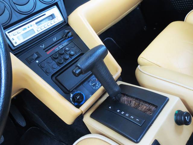 アルファ スパイダー ヴェローチェ ソフトトップ交換済み