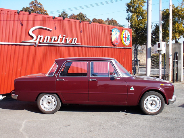 アルファロメオ ジュリアスーパー 1.6ビッシオーネ