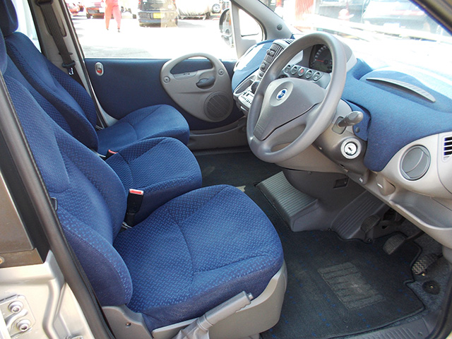 フィアット 前期型ムルティプラ ELX