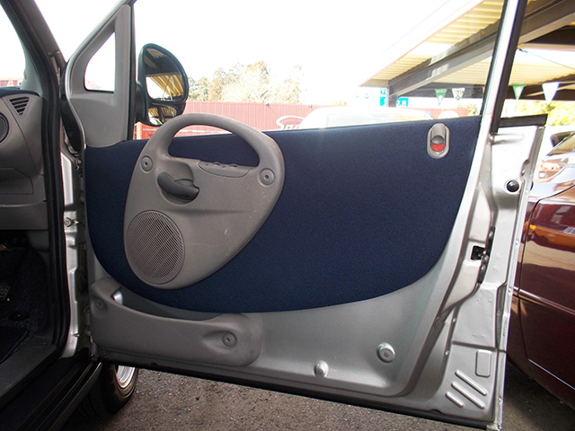 フィアット 前期型ムルティプラ ELX